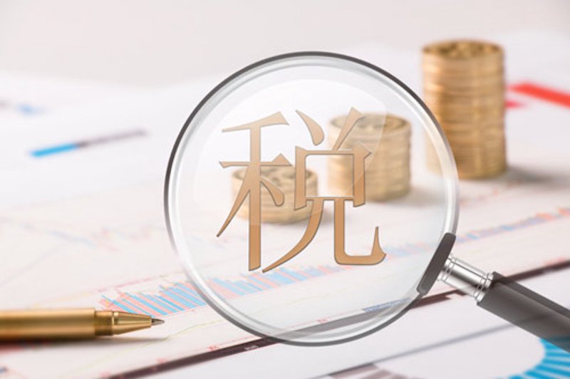 如何选择合适的税务顾问，以确保企业合规并优化税收成本？